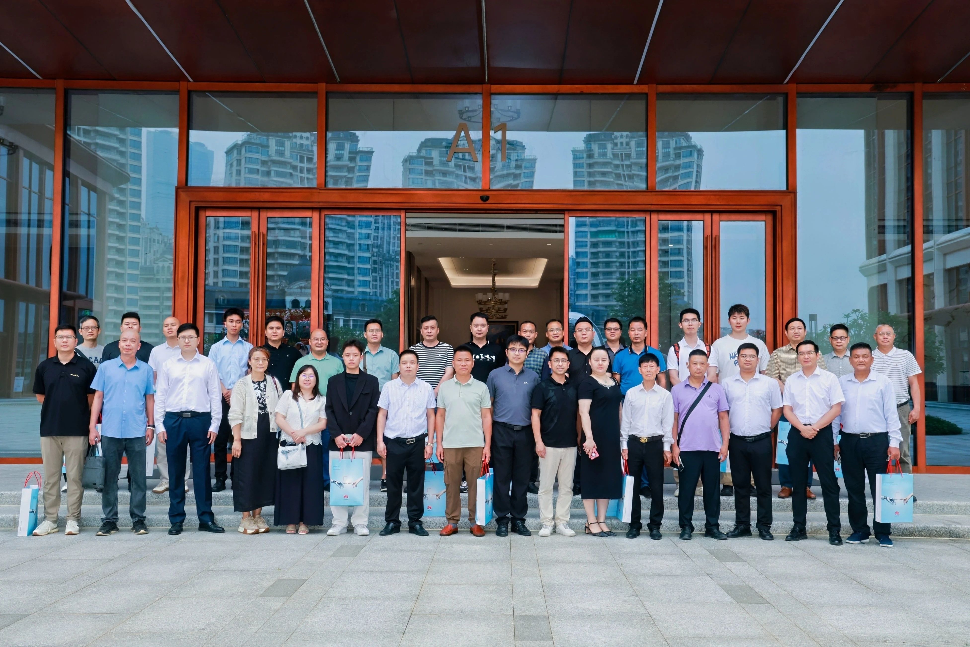 微信图片_2025-08-11_151443_553.jpg